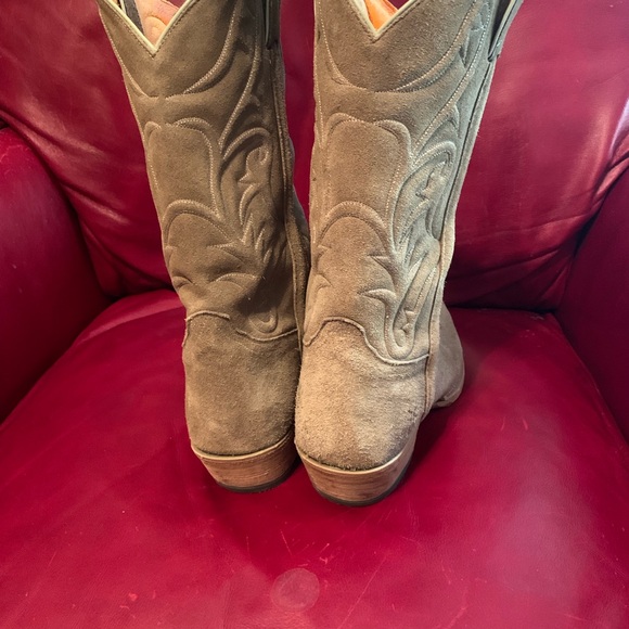 Men’s Frye Boots - Picture 8 of 8